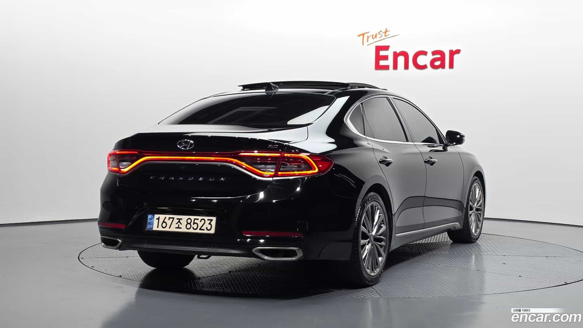 Grandeur Hyundai 2018.0-OUTER-002