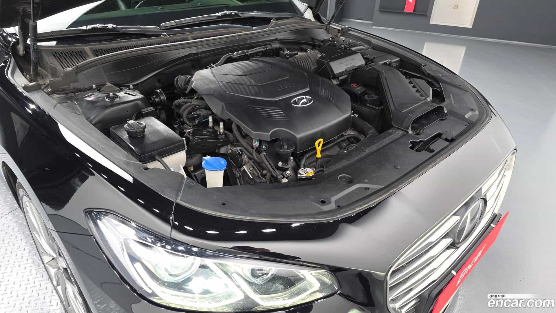 Grandeur Hyundai 2018.0-OUTER-006