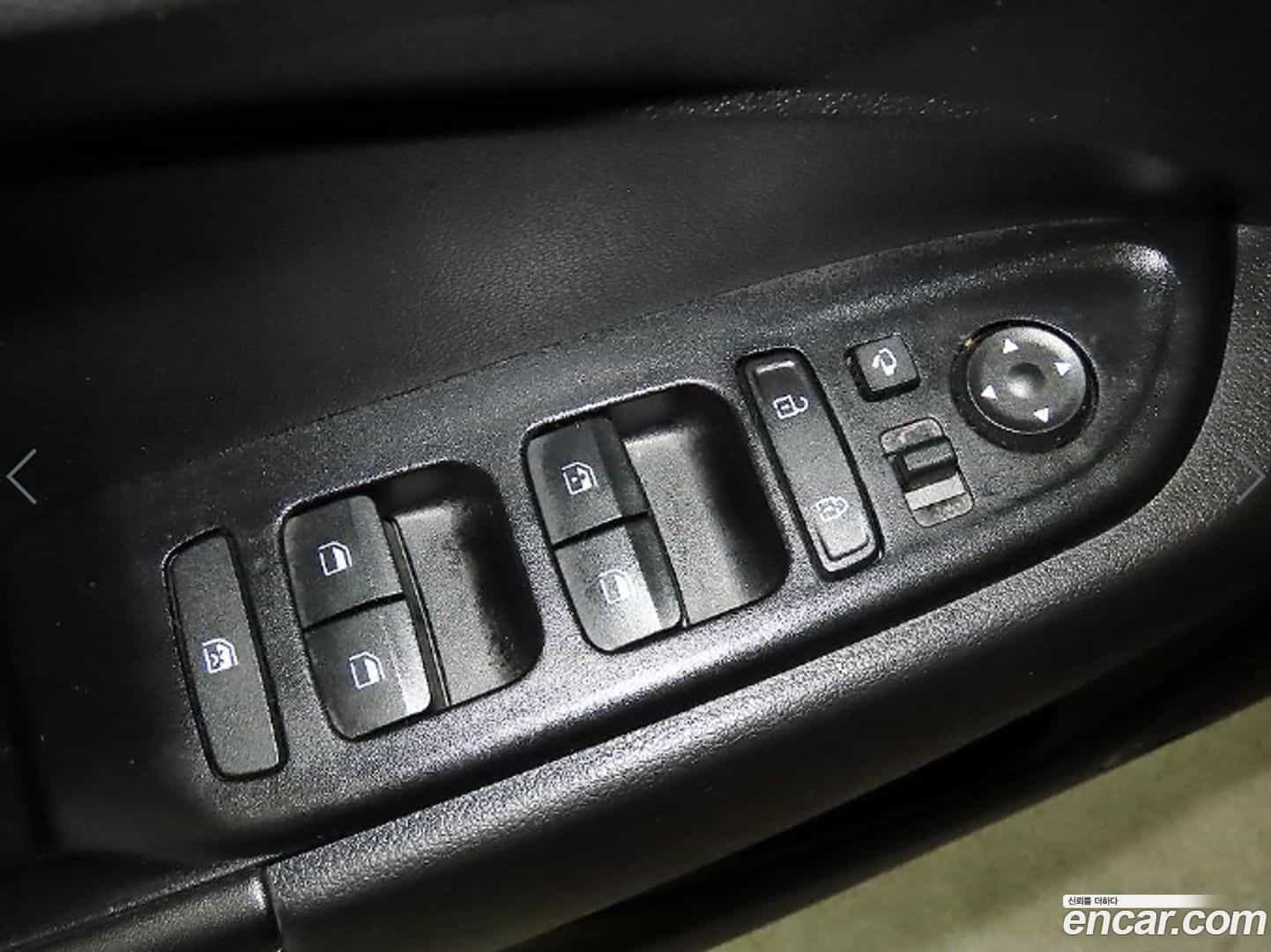 Venue Hyundai 2020.4-OPTION-017