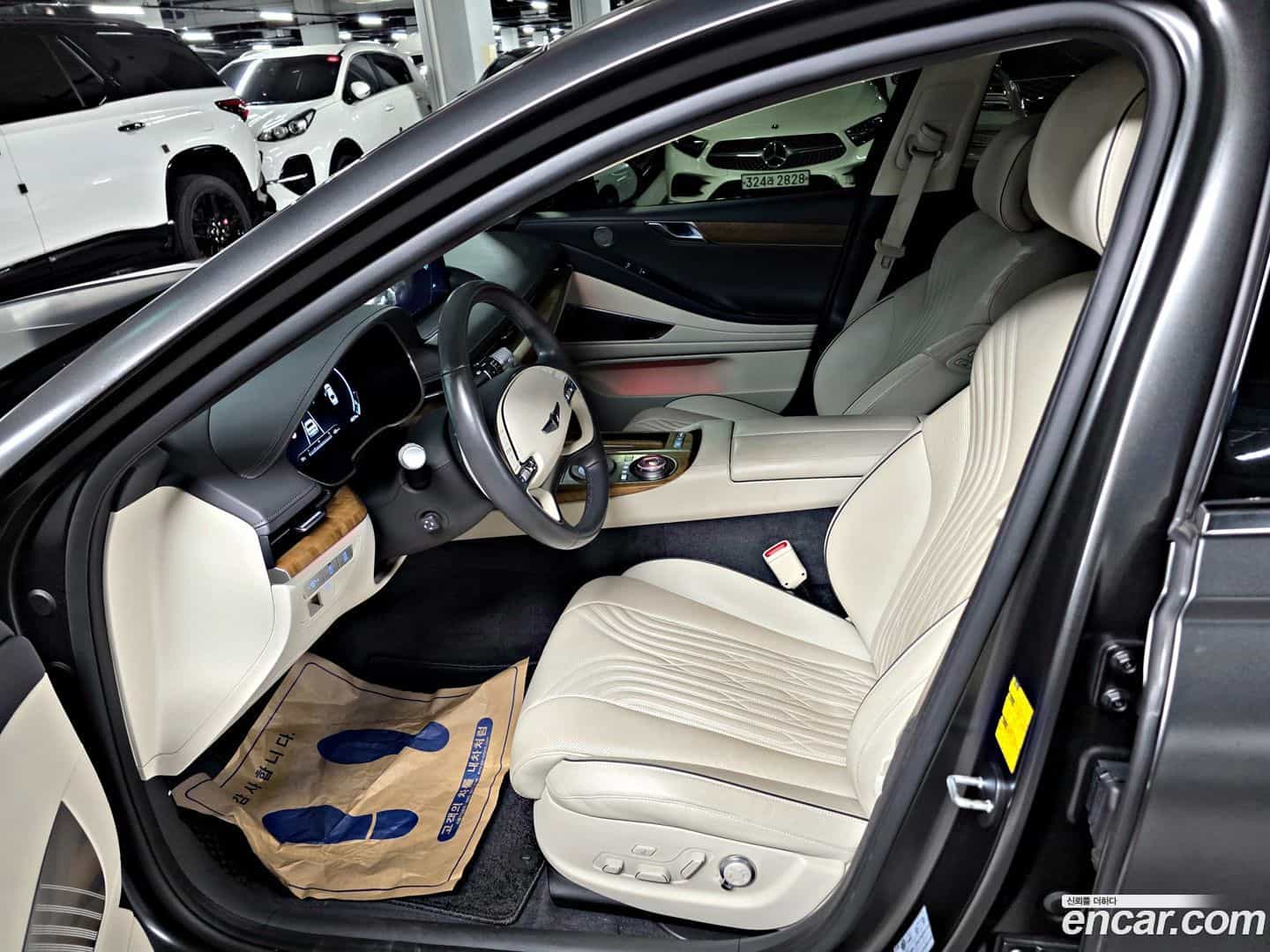 G80 Genesis 2022.9-INNER-007