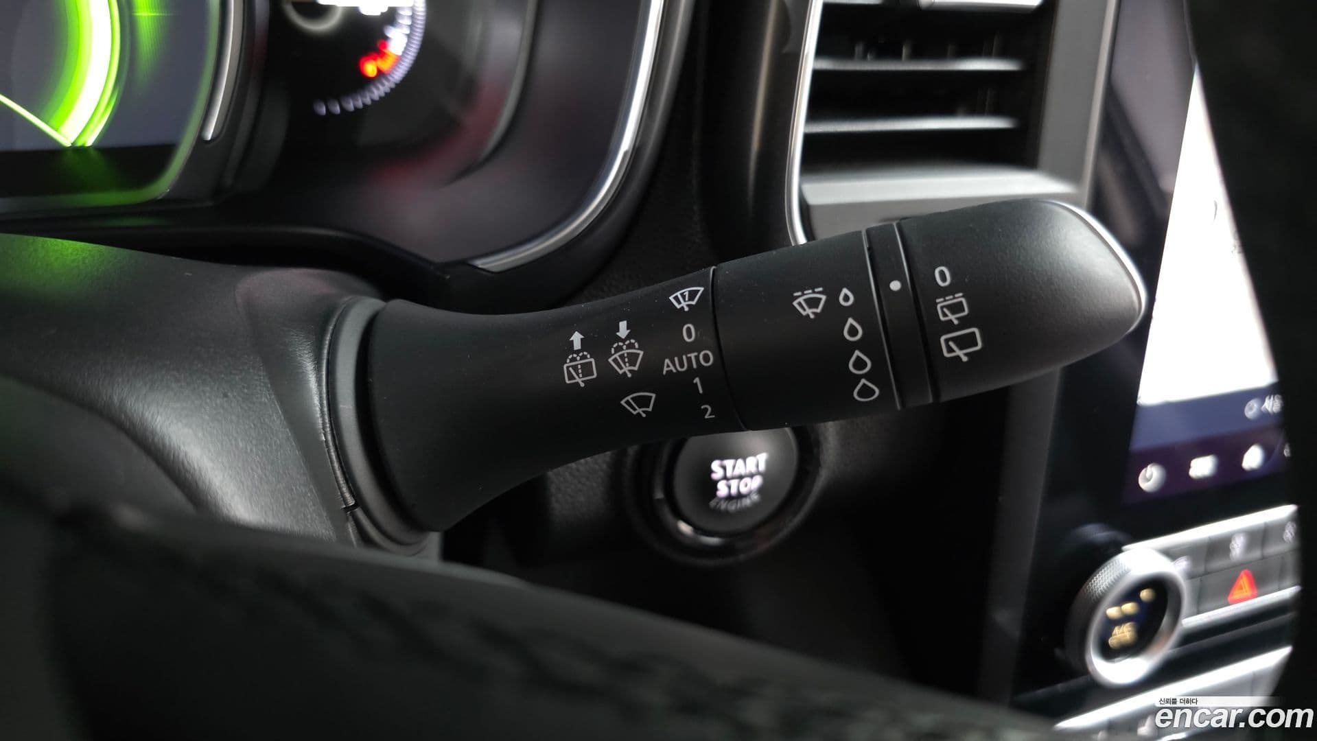 Main__Slider__Photo:QM6 Renault Korea 2024.9-16