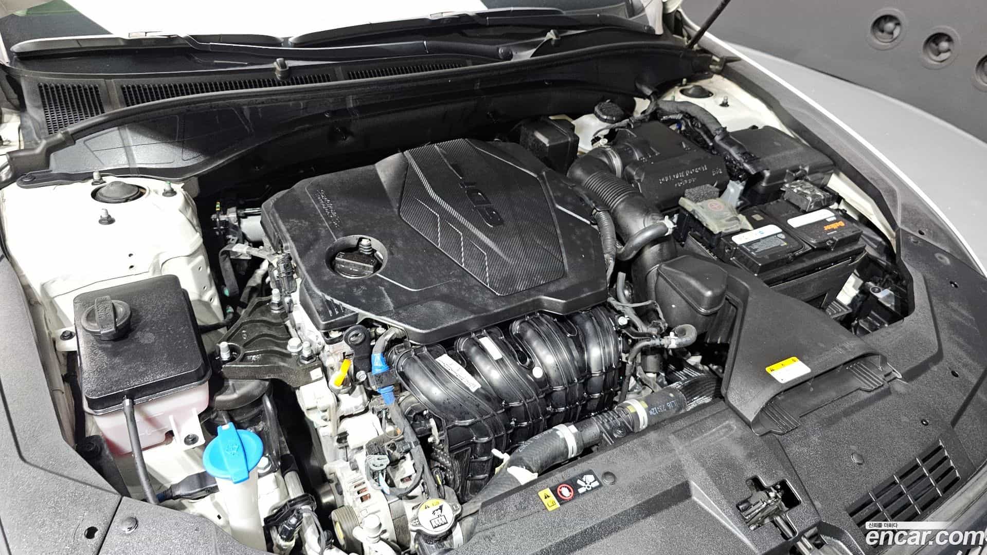 Grandeur Hyundai 2022.3-OUTER-006