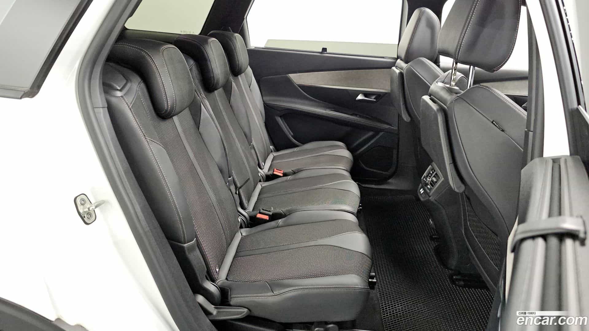 5008 Peugeot 2022.11-OPTION-015