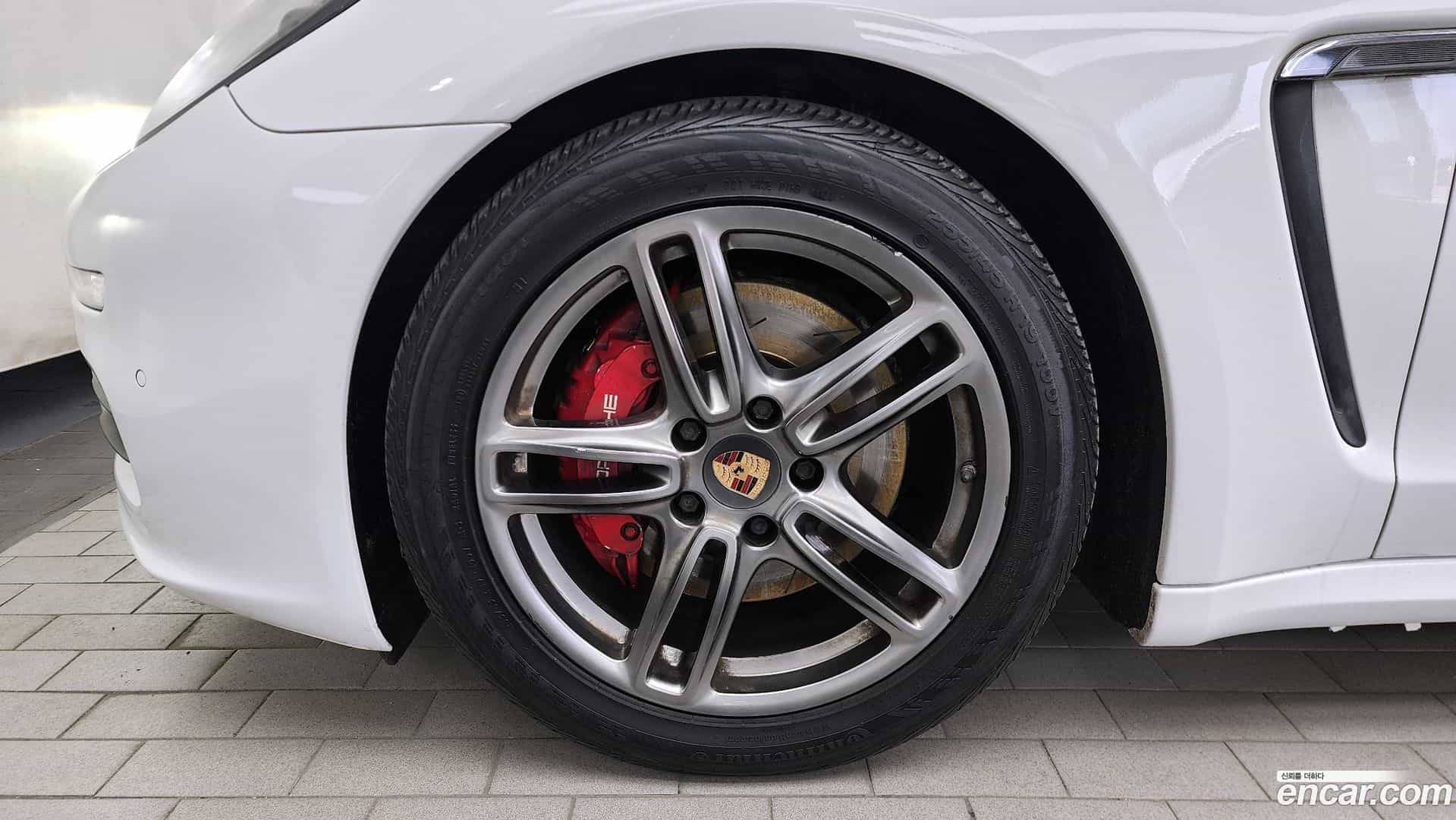 Panamera Porsche 2013.10-OUTER-005