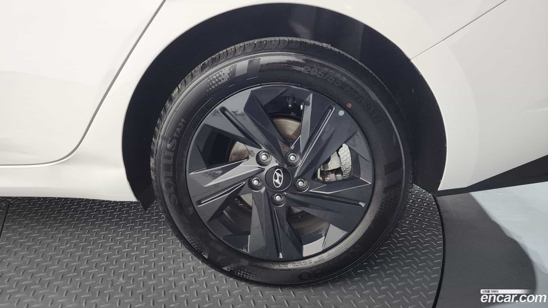 AVANTE Hyundai 2023.2-OUTER-031