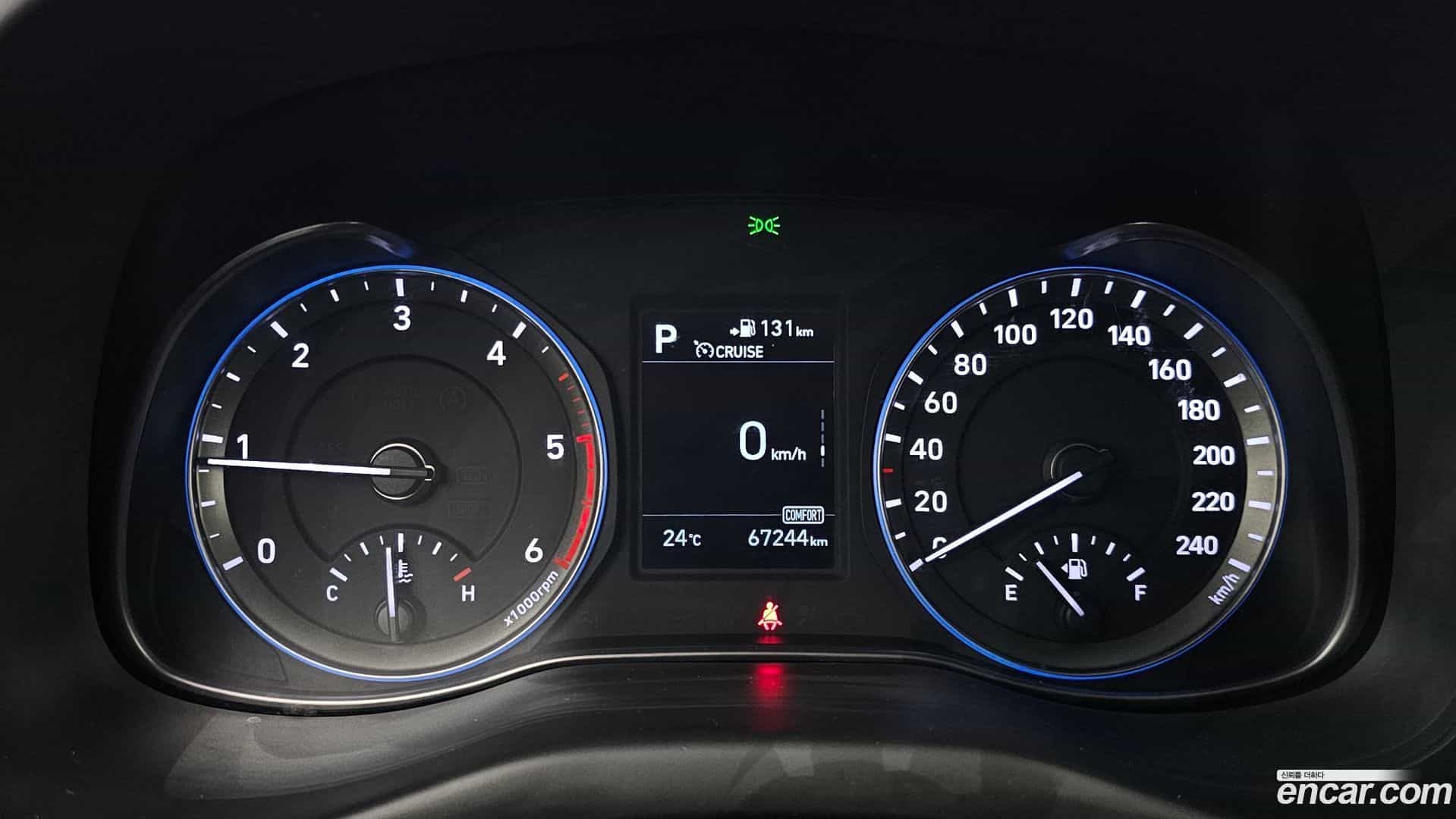 Kona Hyundai 2018.3-INNER-008