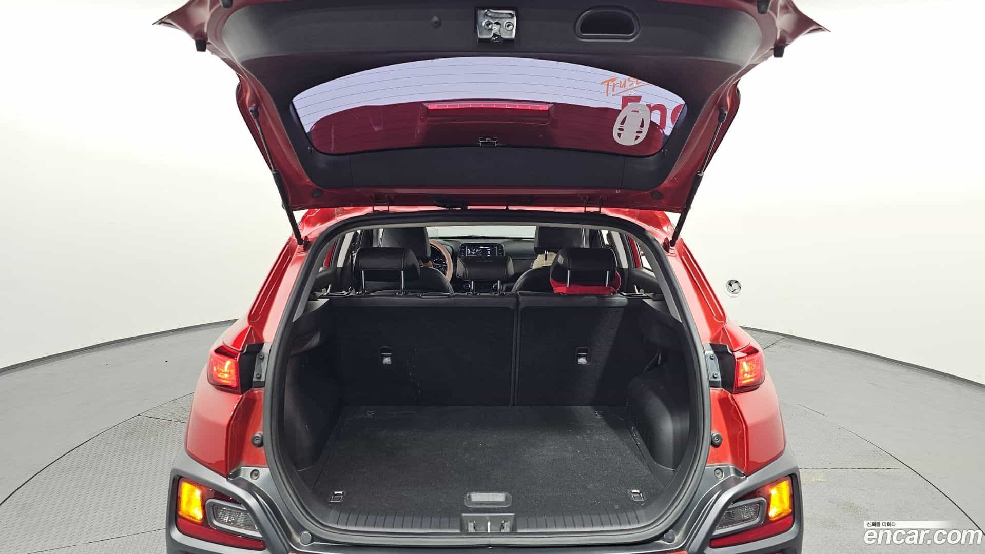 Kona Hyundai 2018.3-OPTION-024