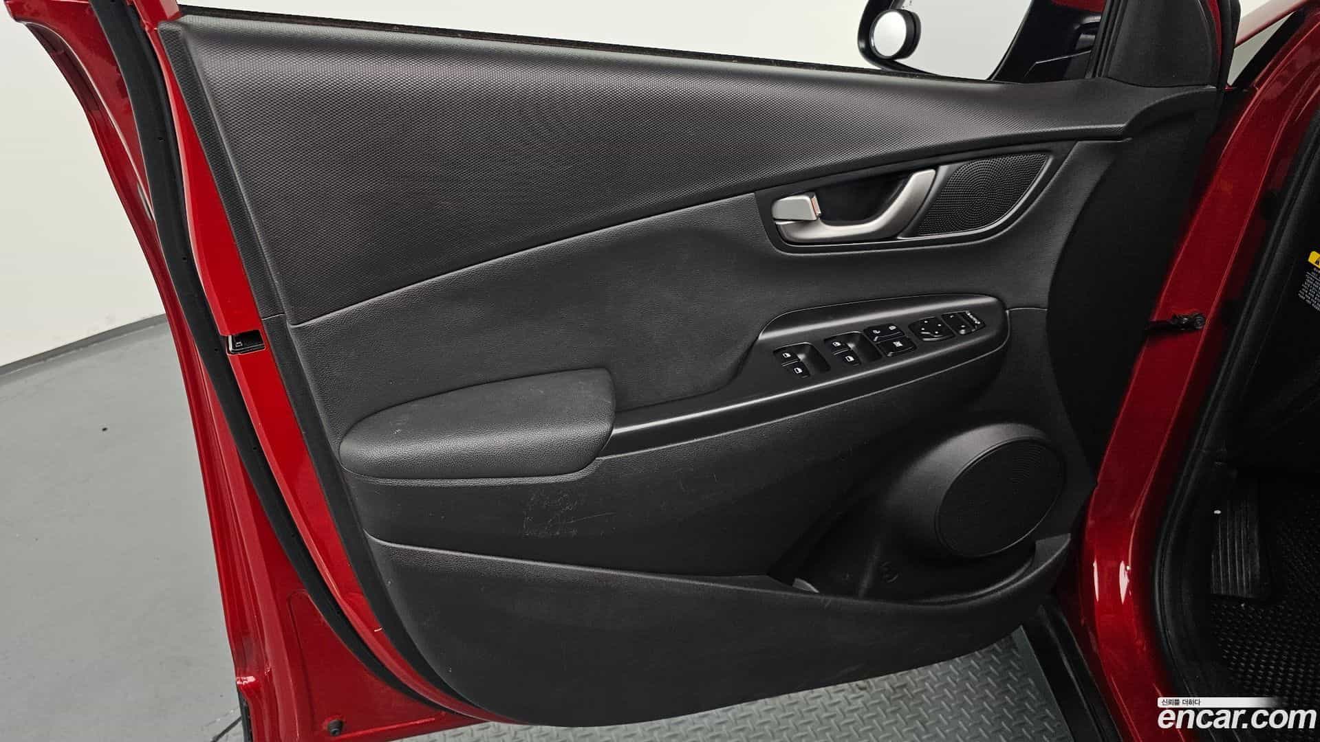 Kona Hyundai 2018.3-INNER-034