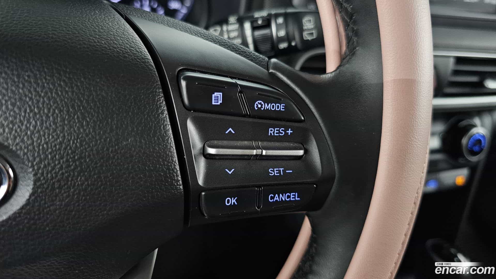 Kona Hyundai 2018.3-OPTION-040