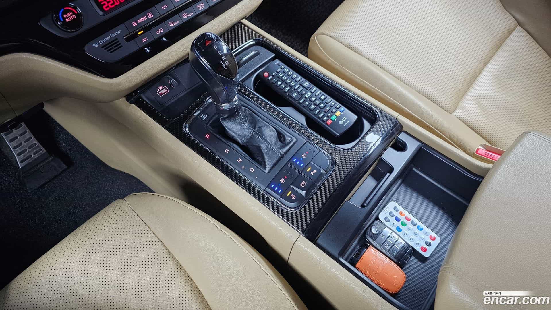 Canival Kia 2018.2-INNER-009