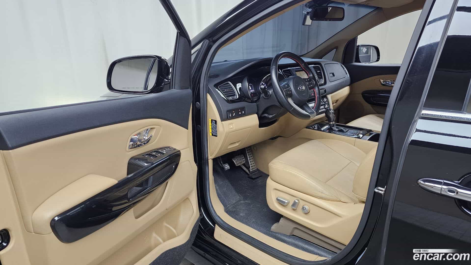 Canival Kia 2018.2-INNER-010