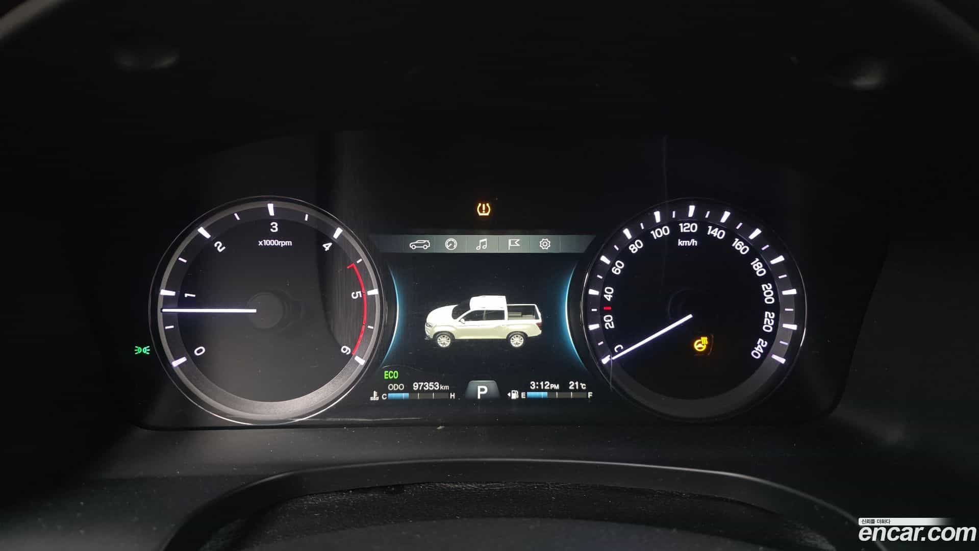 Rexton KG Mobility 2019.8-INNER-008