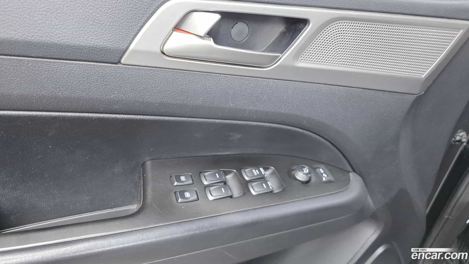 Rexton KG Mobility 2019.8-OPTION-040