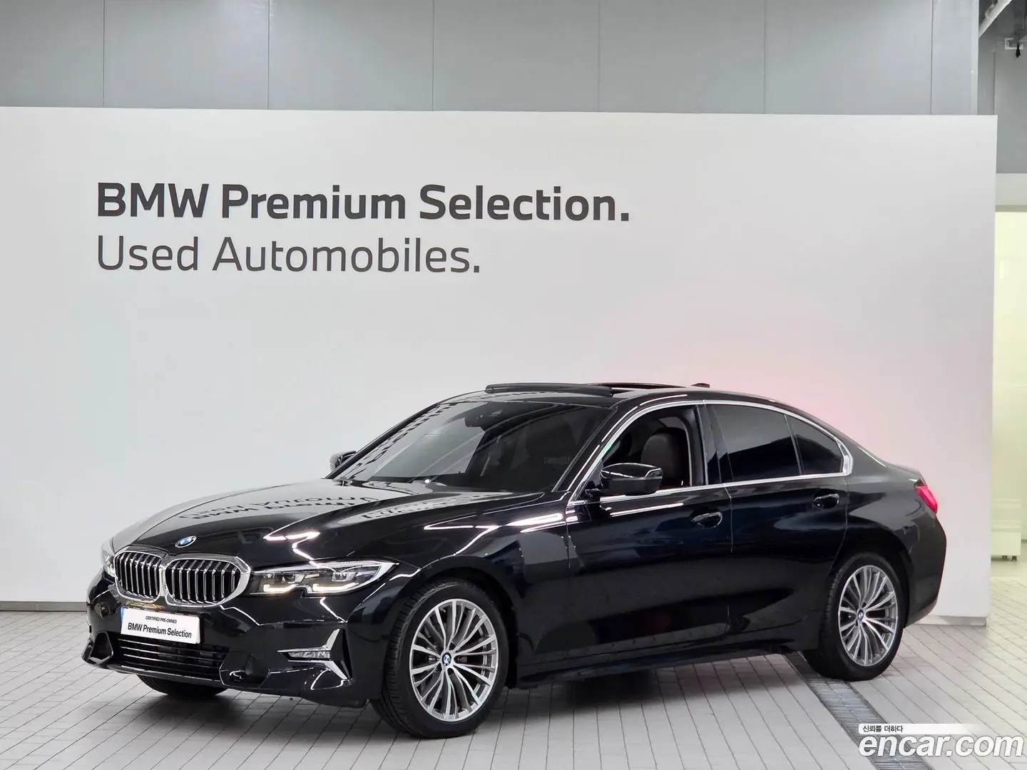 Main__Slider__Photo:3-Series BMW 2022.3-0