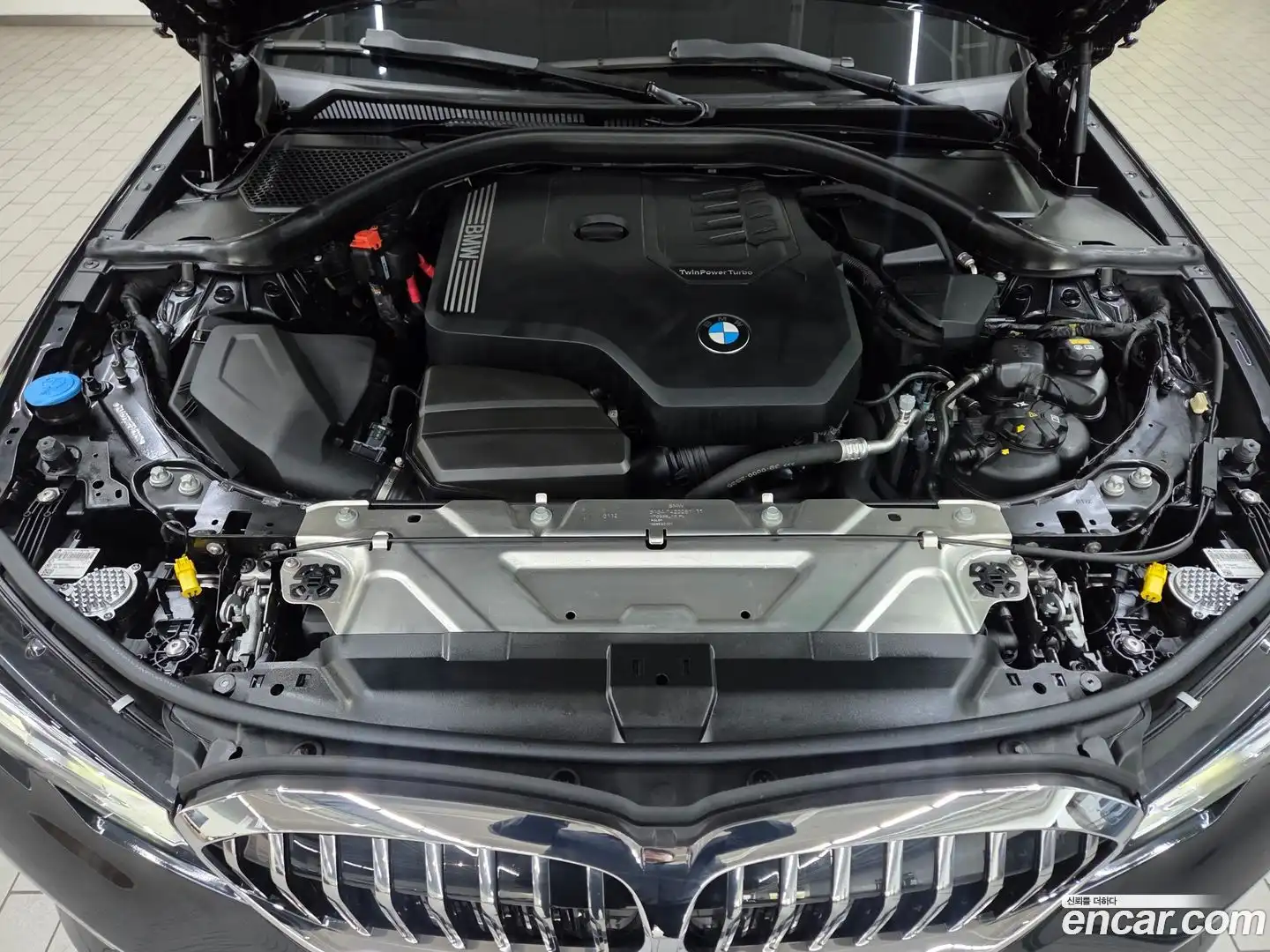3-Series BMW 2022.3-INNER-008