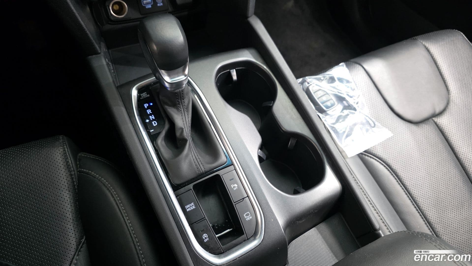 Main__Slider__Photo:Santafe Hyundai 2019.4-8