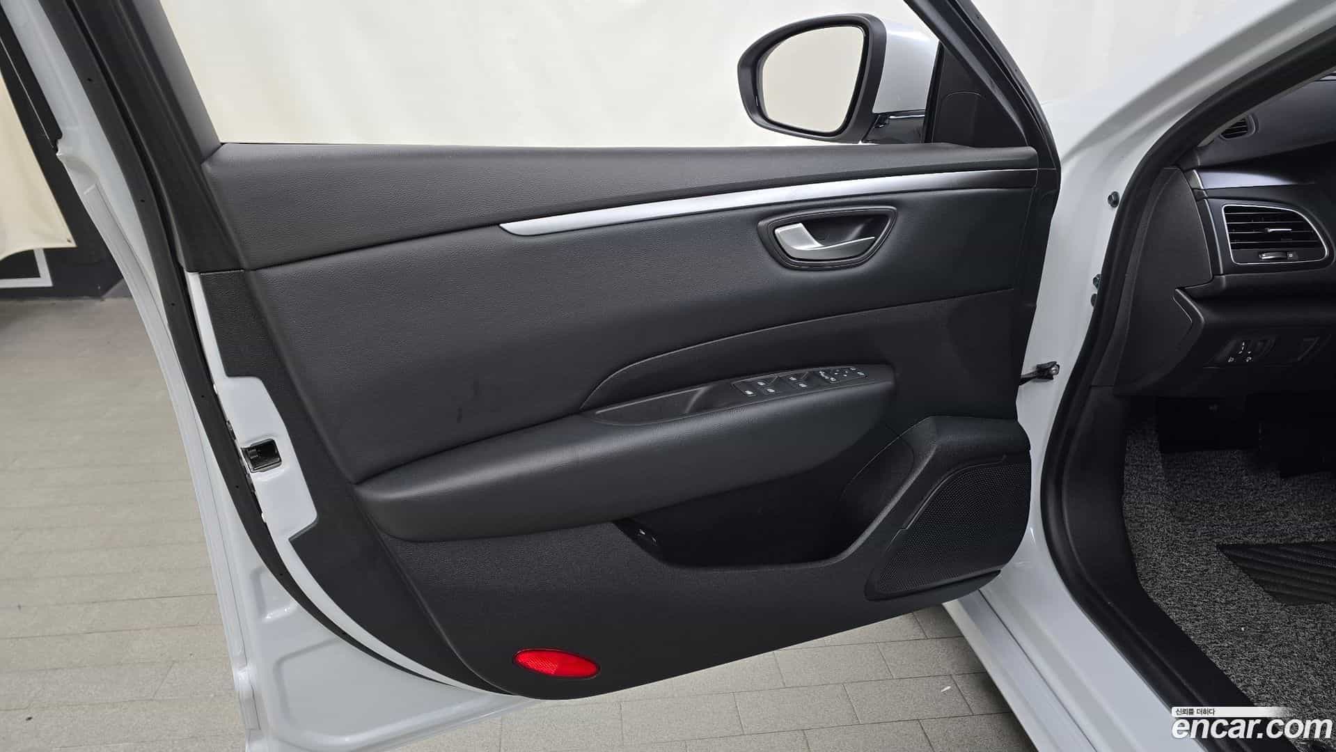 SM6 Renault Korea 2022.0-INNER-034