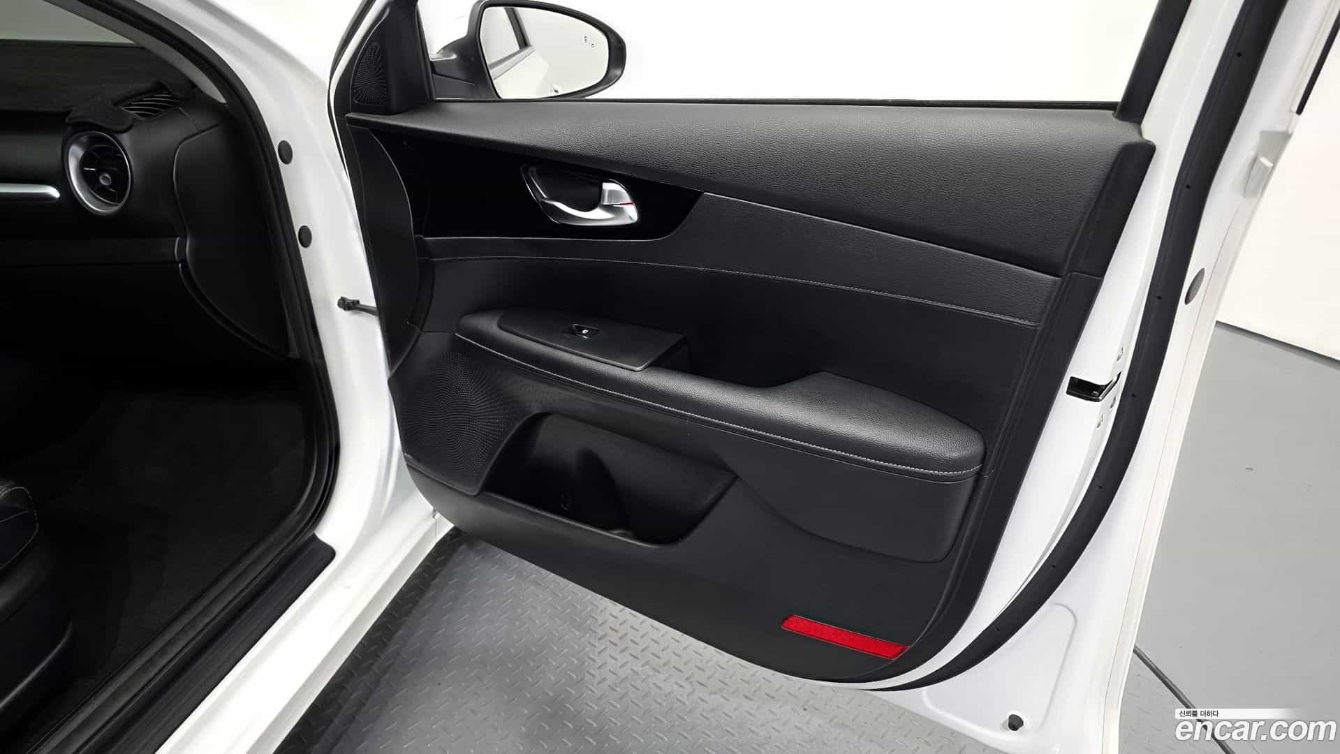 K3 Kia 2021.4-INNER-034