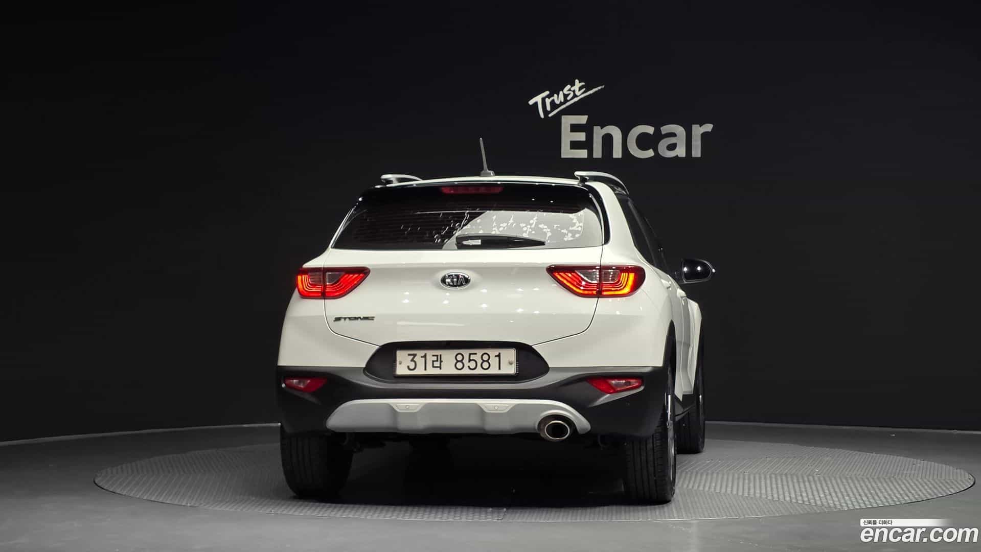 Stonic Kia 2018.0-OUTER-004
