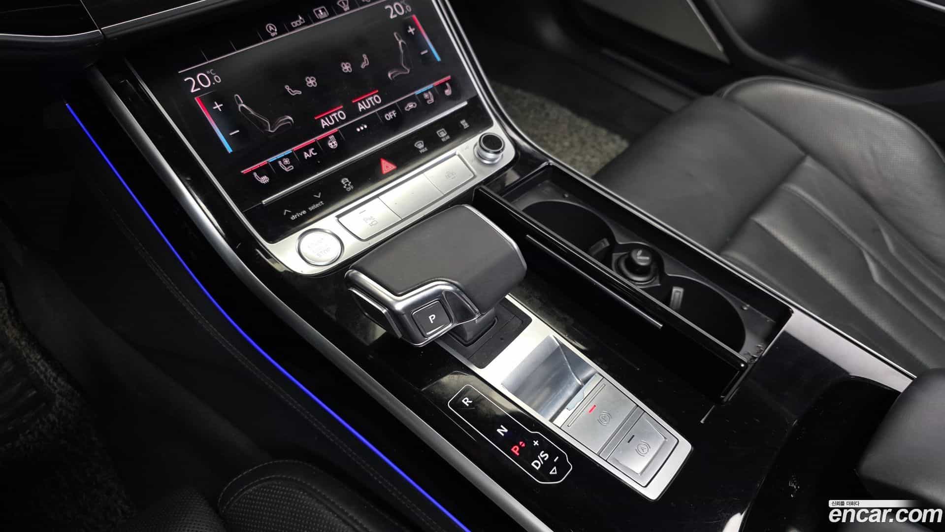 A8 Audi 2020.10-INNER-009