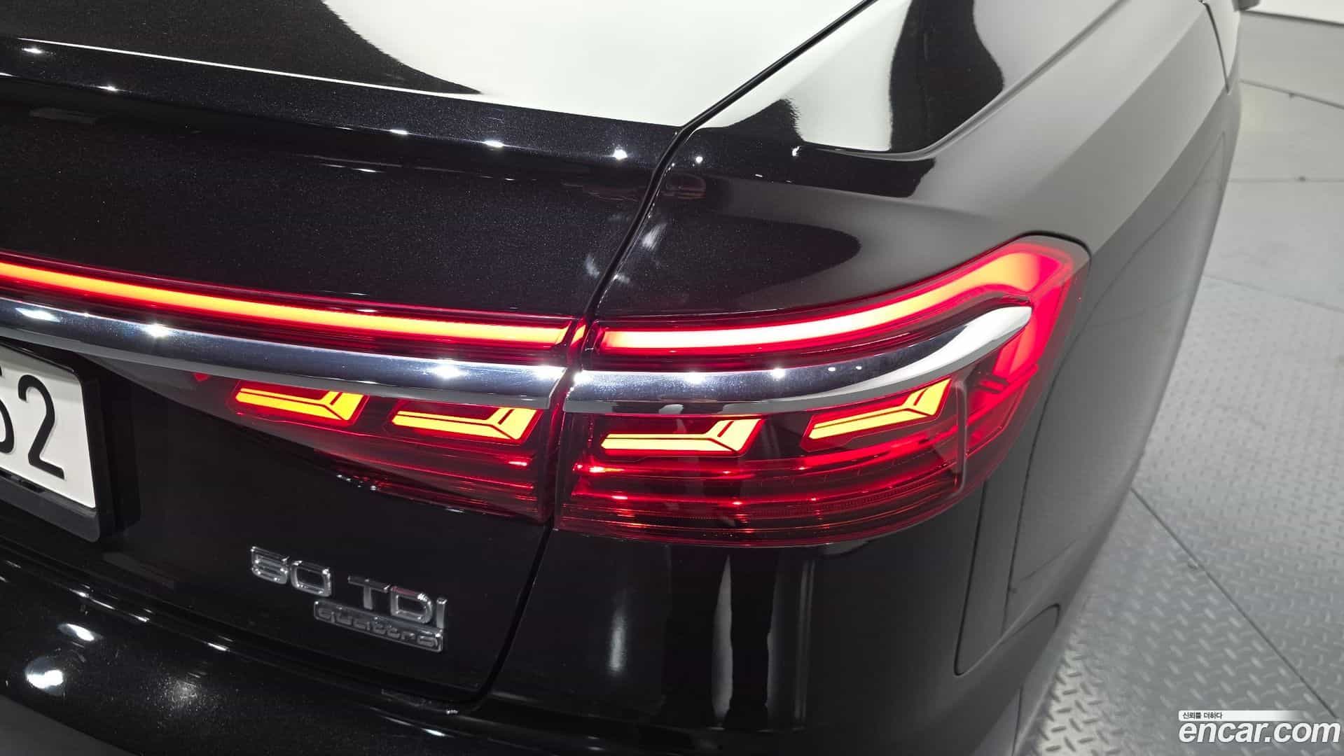 A8 Audi 2020.10-OUTER-033