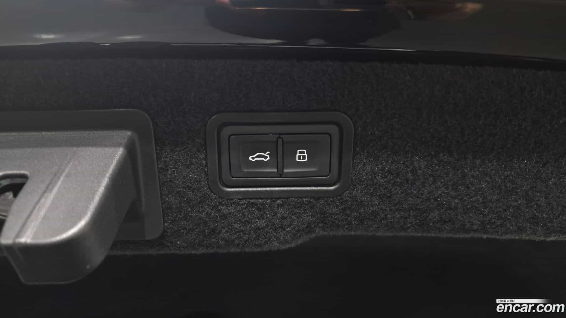 A8 Audi 2020.10-OPTION-048