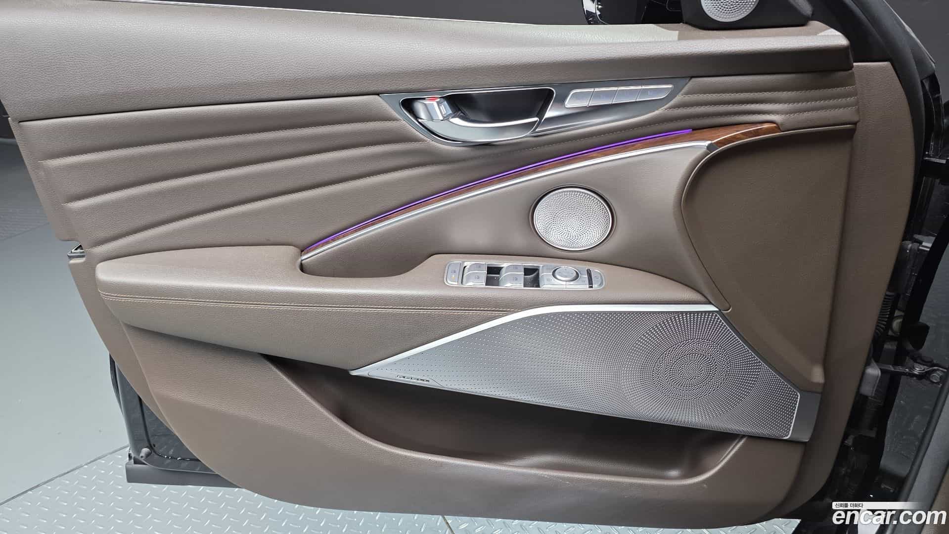 K9 Kia 2018.9-INNER-034