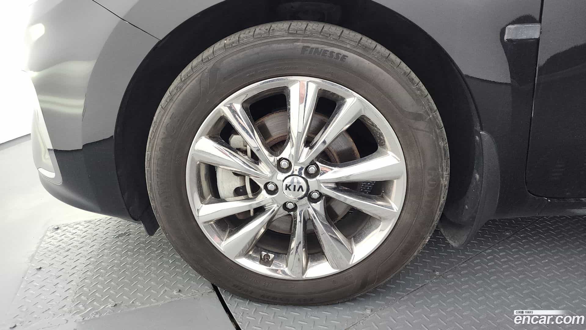 Canival Kia 2020.1-OUTER-005