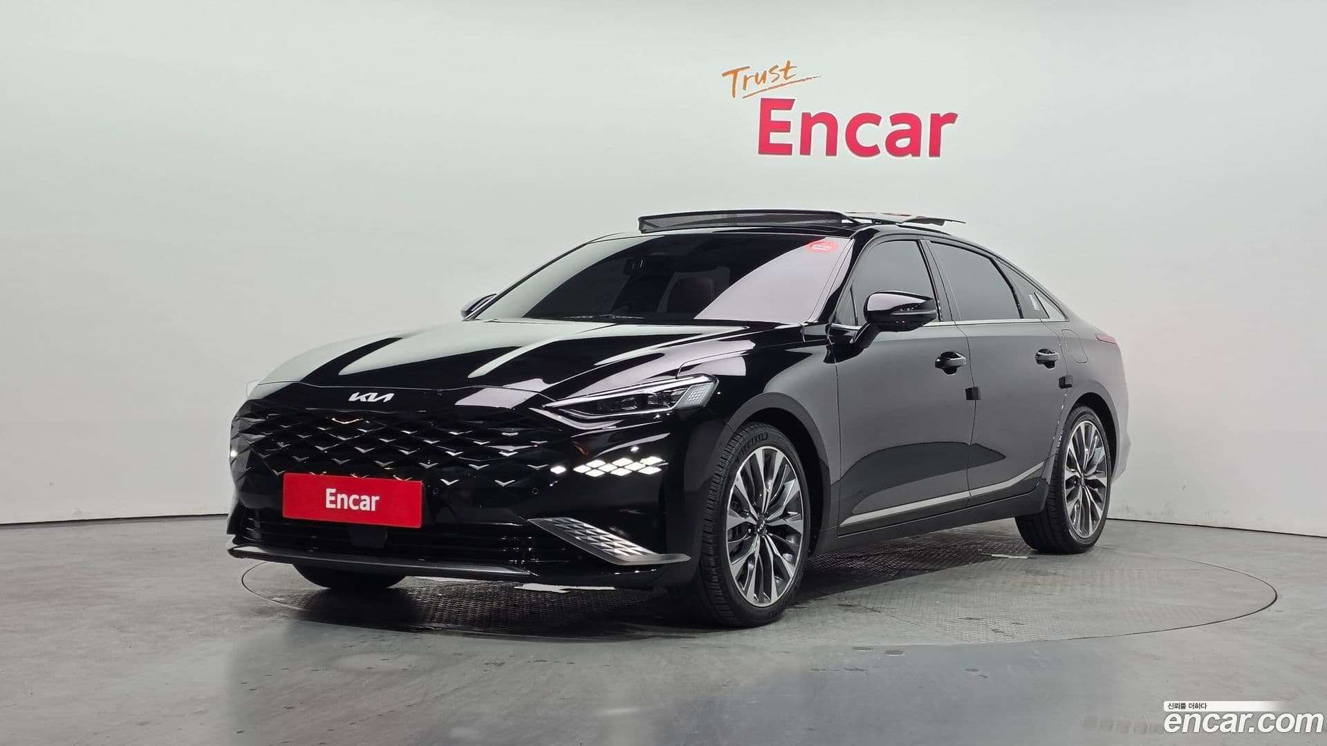 Main__Slider__Photo:K8 Kia 2021.11-0
