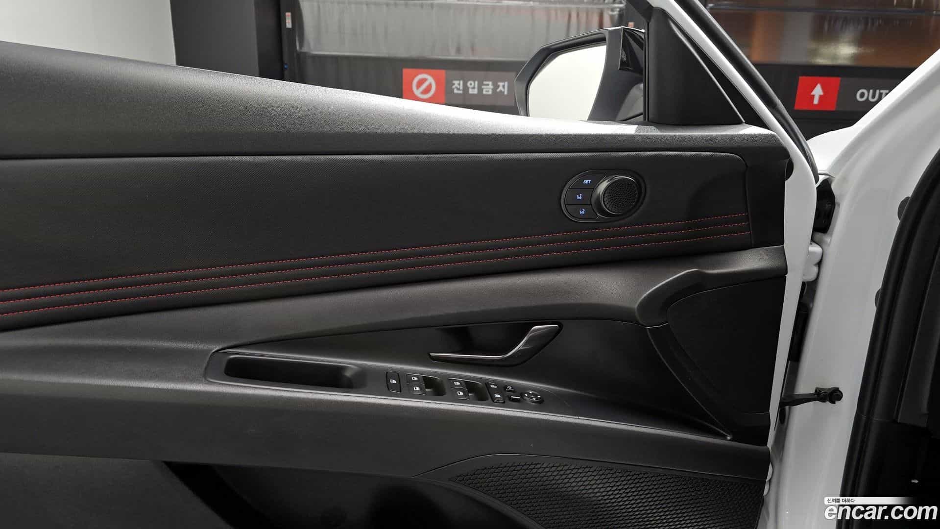 AVANTE Hyundai 2022.3-INNER-034