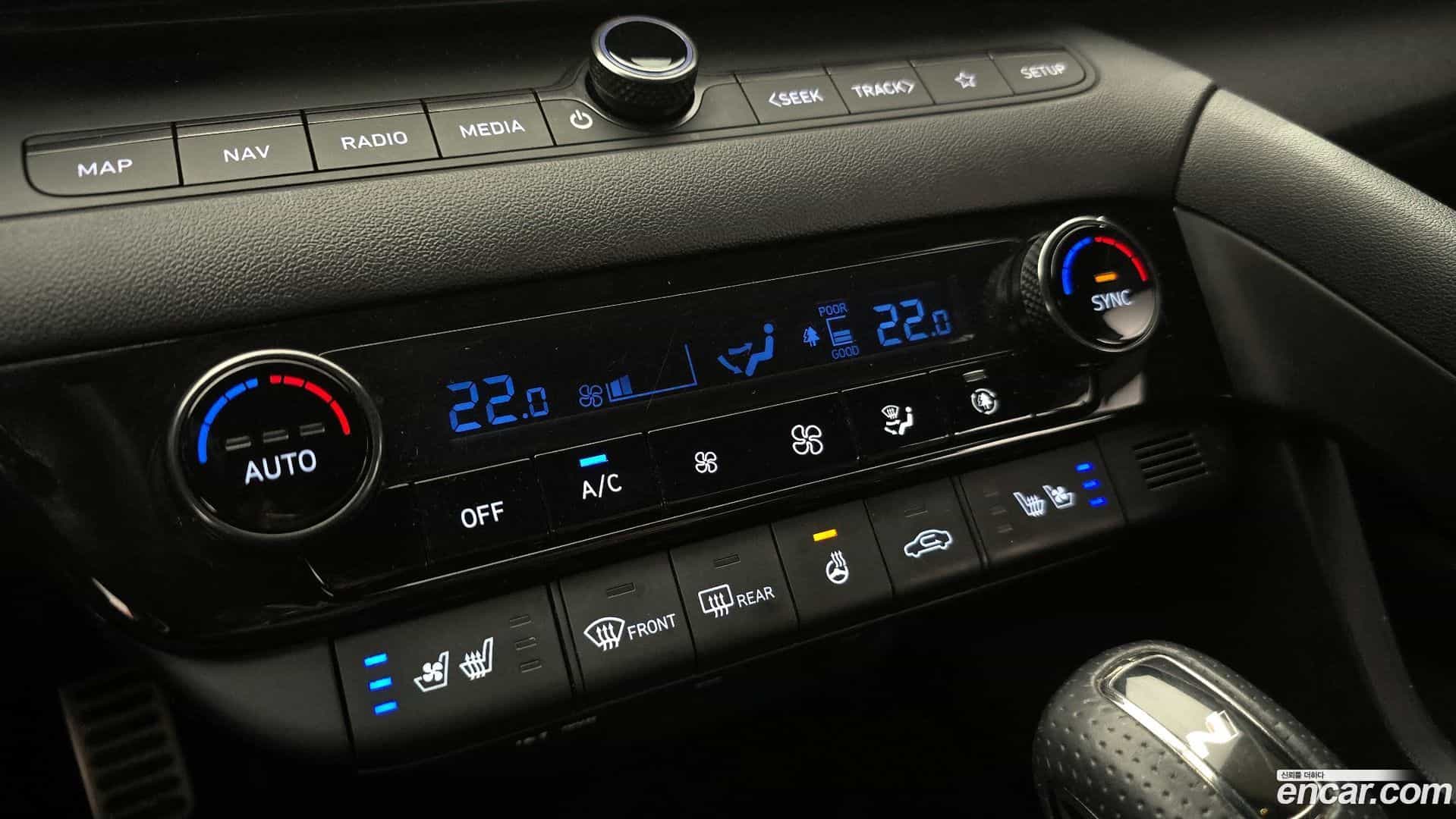 AVANTE Hyundai 2022.3-OPTION-044