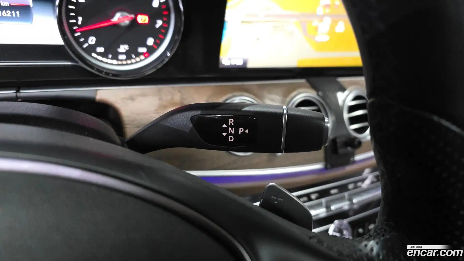 E-Class Mercedes-Benz 2017.9-INNER-009