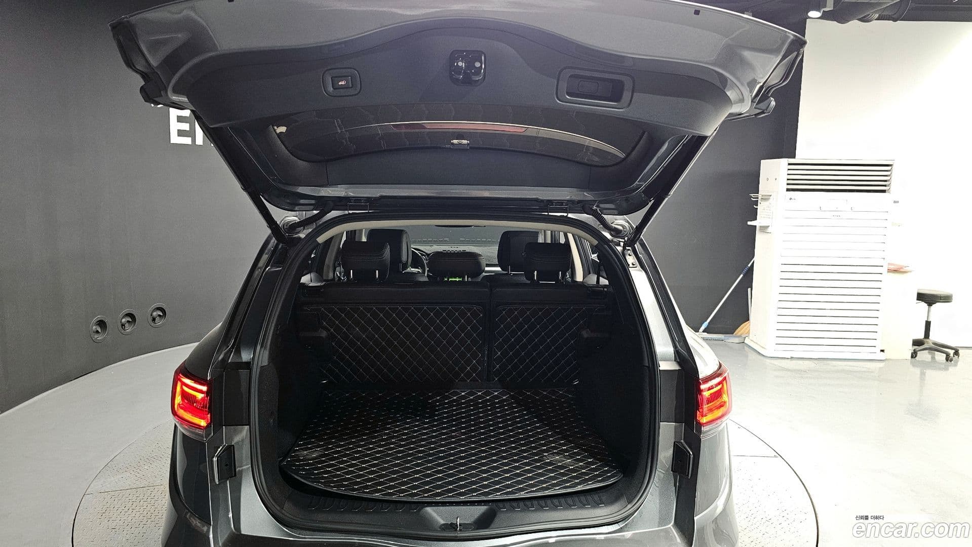 Main__Slider__Photo:QM6 Renault Korea 2021.3-19