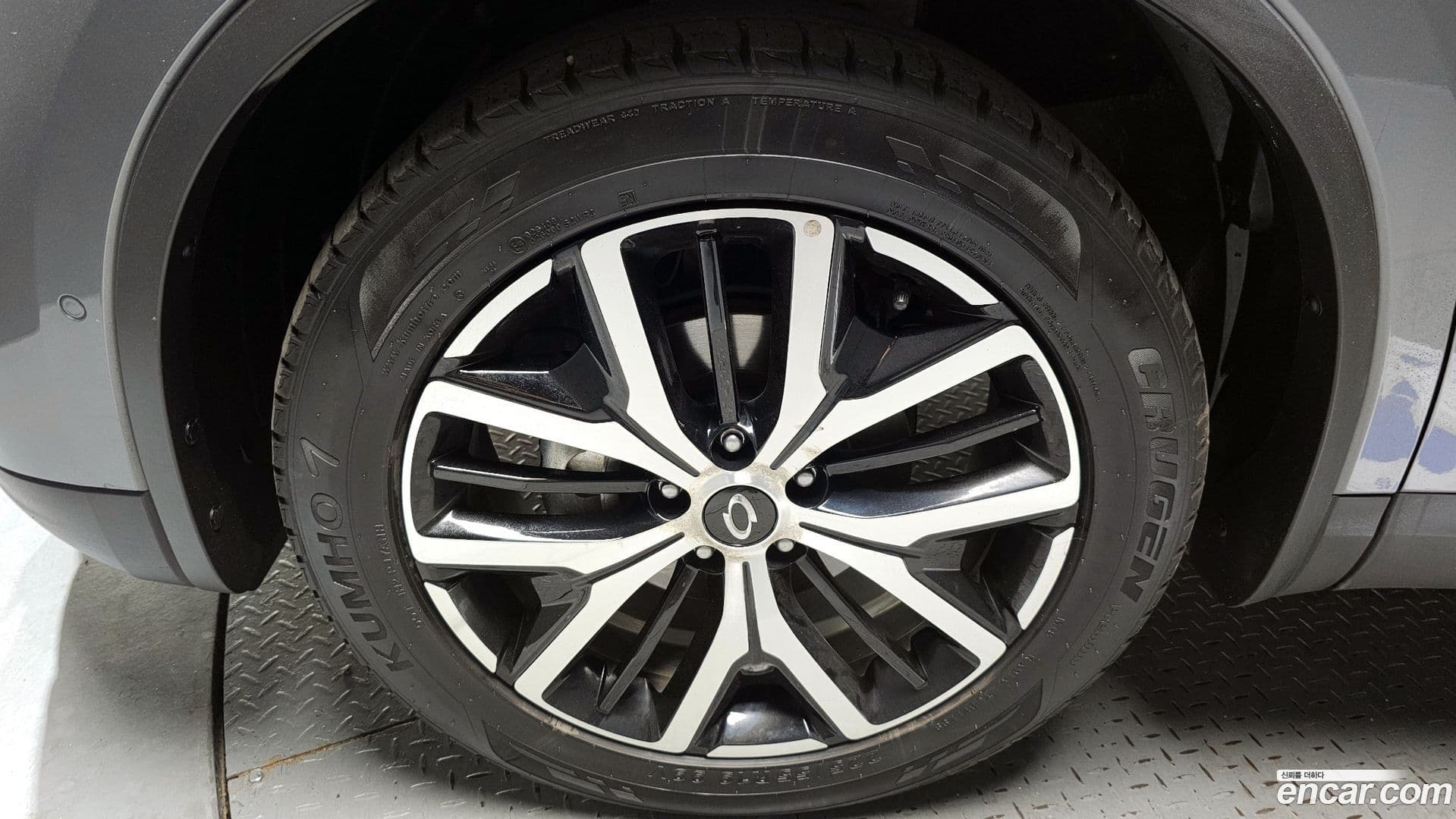 Main__Slider__Photo:QM6 Renault Korea 2021.3-26