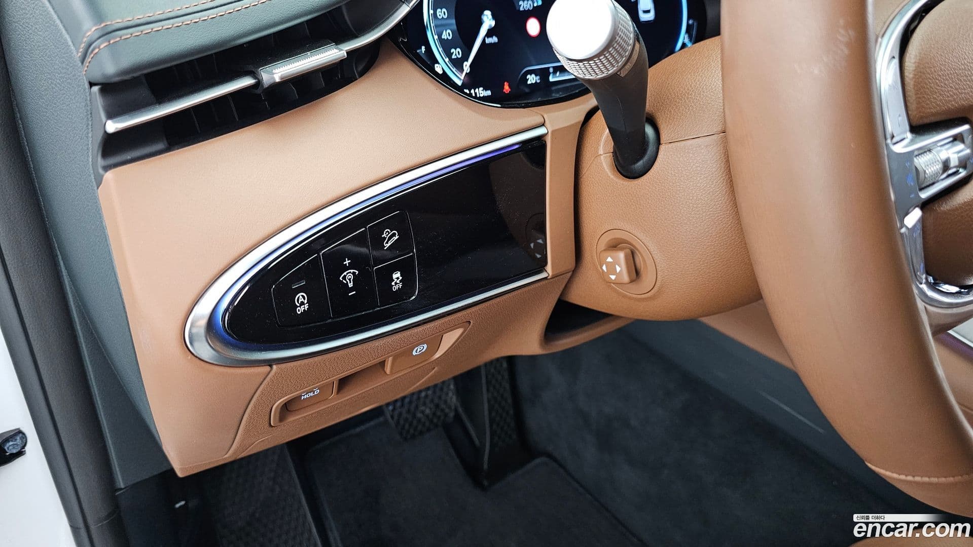Main__Slider__Photo:GV70 Genesis 2022.11-30