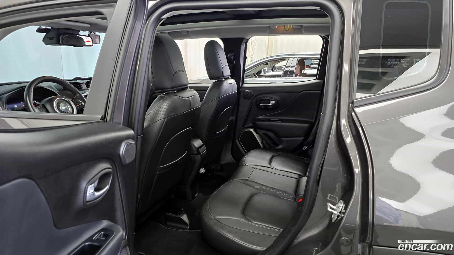 Renegade Jeep 2018.11-OPTION-015