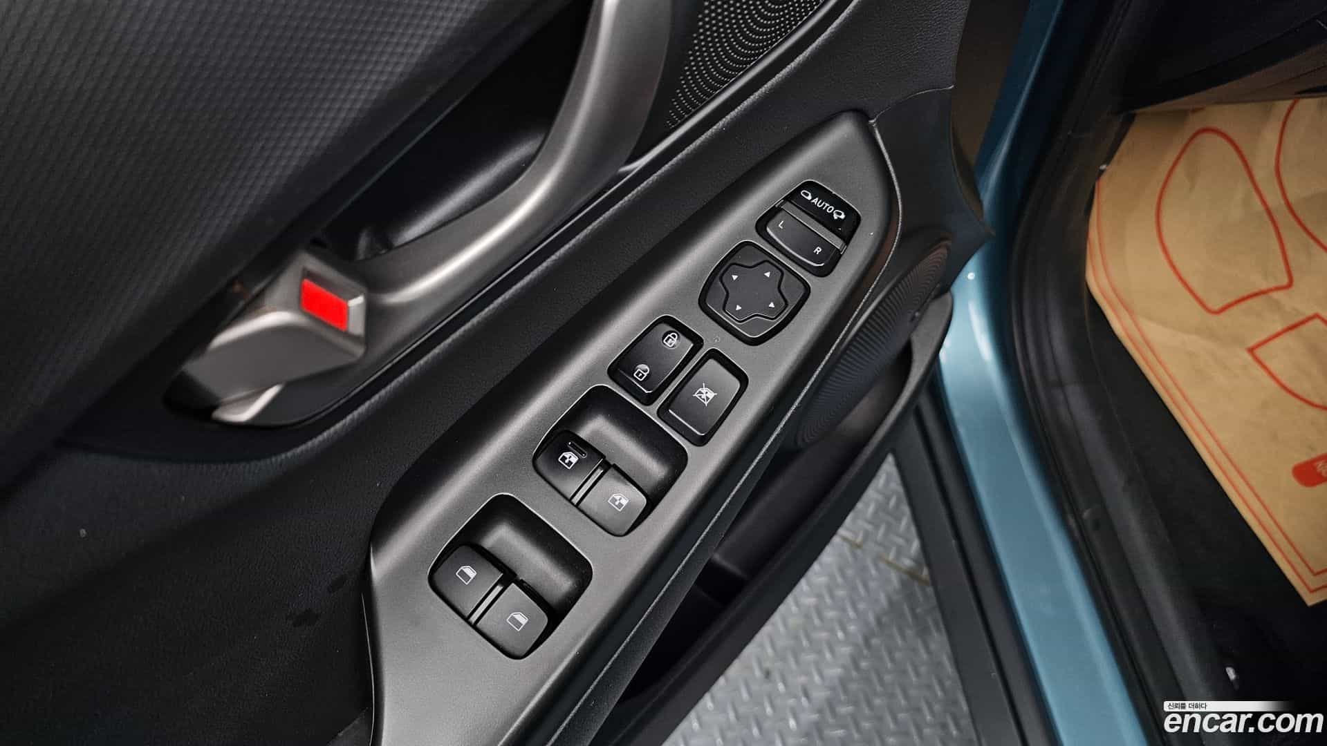 Kona Hyundai 2017.8-OPTION-016