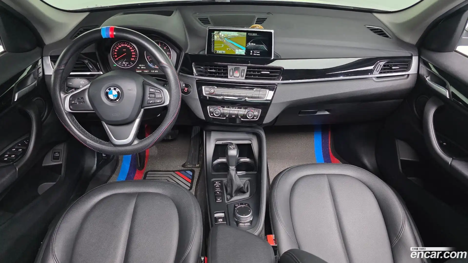 X1 BMW 2017.6-INNER-007
