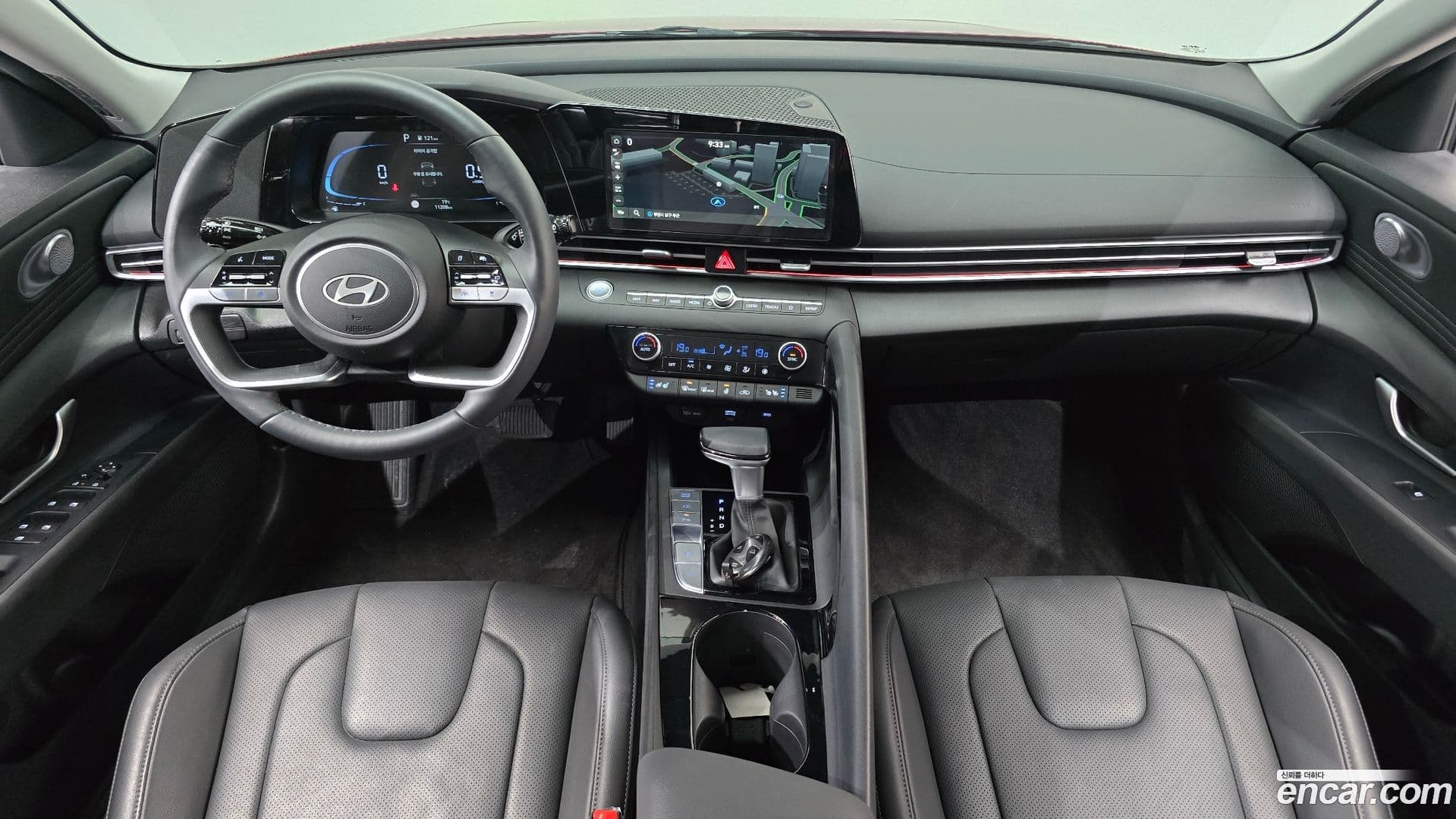 Main__Slider__Photo:AVANTE Hyundai 2024.10-6