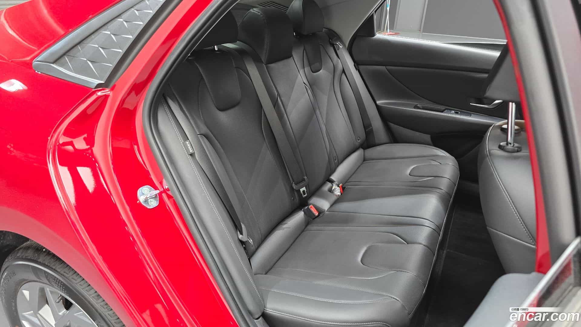 AVANTE Hyundai 2024.10-INNER-036