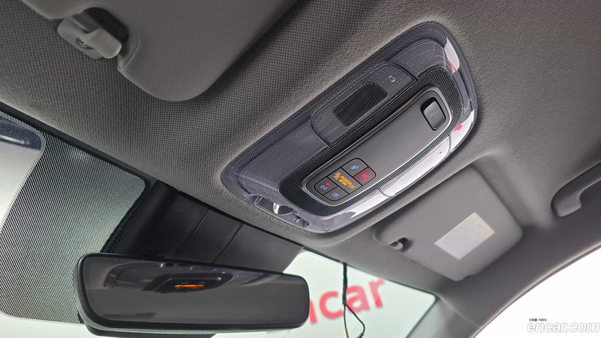 AVANTE Hyundai 2024.10-OPTION-041