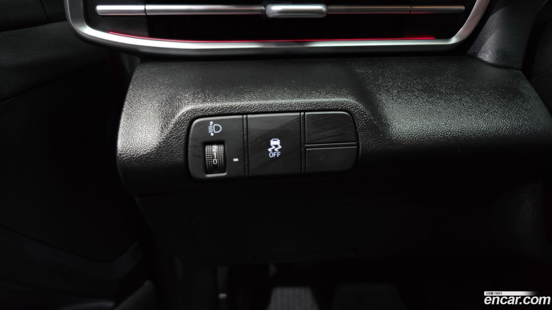 Main__Slider__Photo:AVANTE Hyundai 2024.10-29
