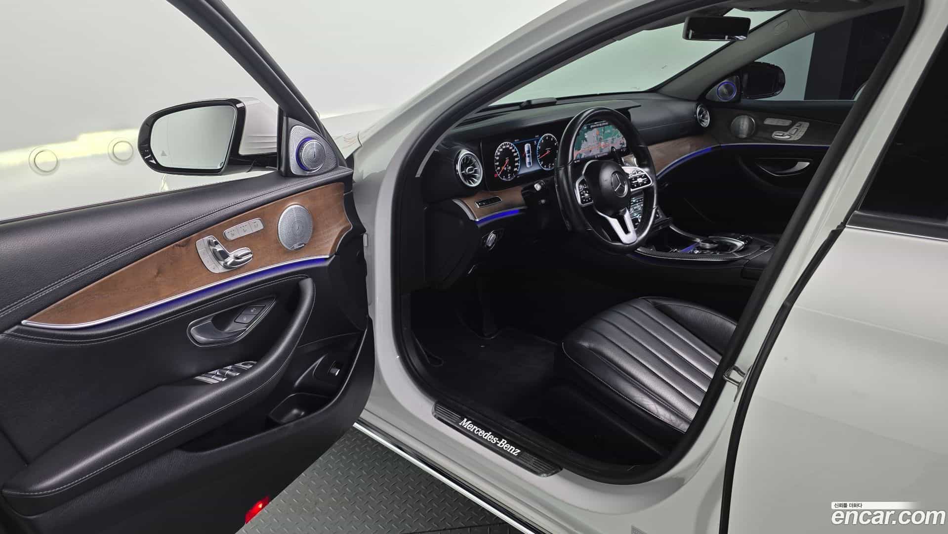 E-Class Mercedes-Benz 2018.7-INNER-010