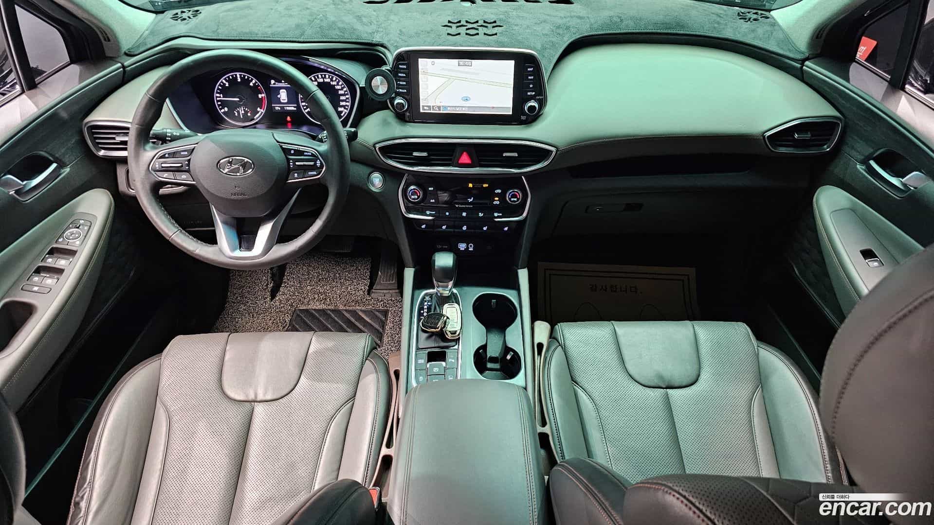 Santafe Hyundai 2018.2-INNER-007