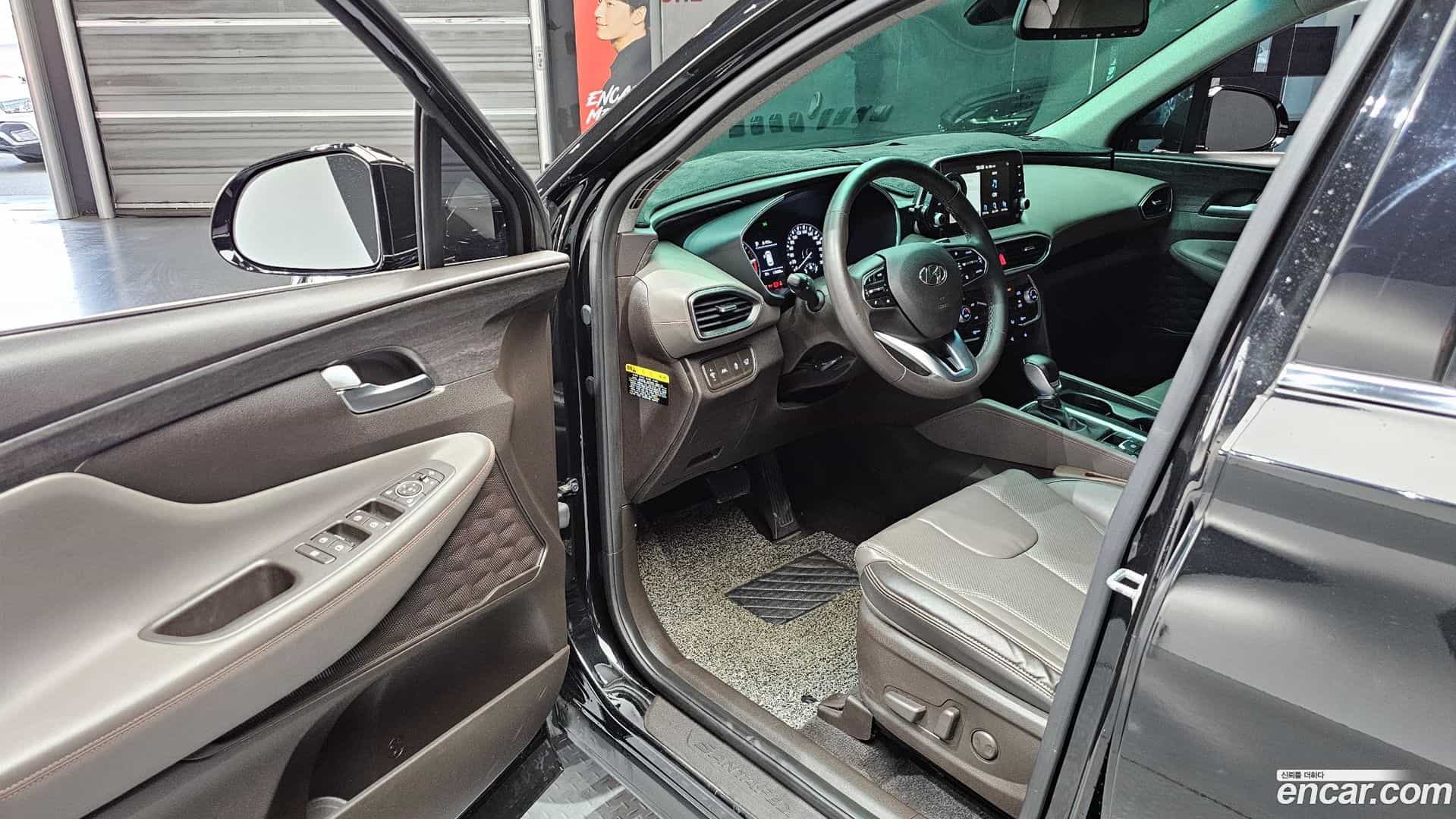 Santafe Hyundai 2018.2-INNER-010
