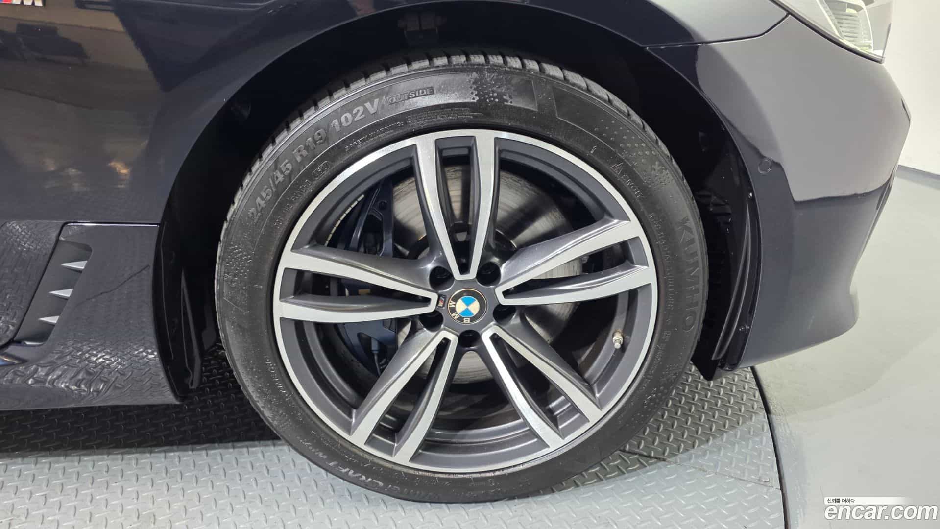 Gran Turismo BMW 2021.2-OUTER-031
