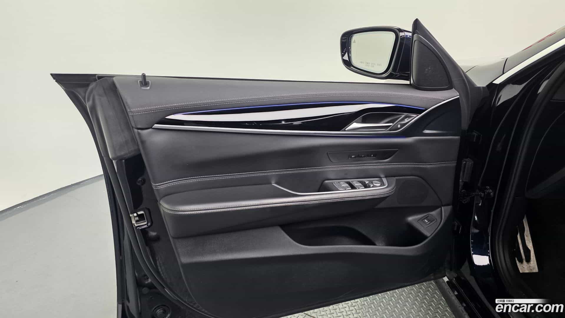 Gran Turismo BMW 2021.2-INNER-034