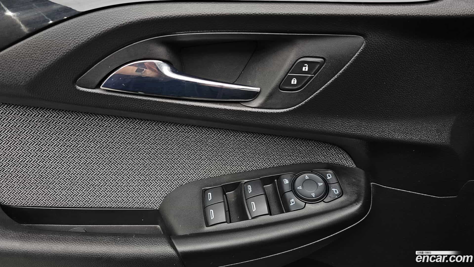 Trailblazer Chevrolet 2021.2-OPTION-022