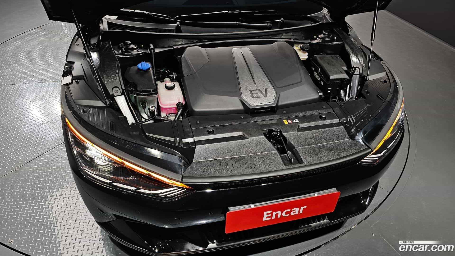 EV6 Kia 2023.2-OUTER-006