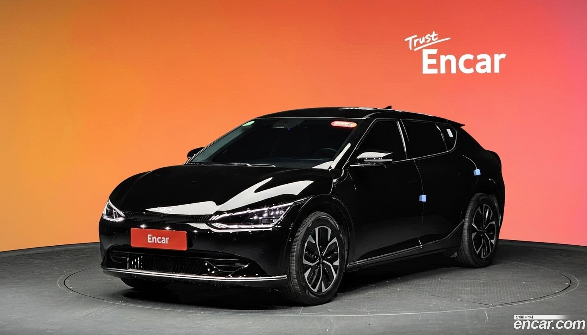 Main__Slider__Photo:EV6 Kia 2023.2-0